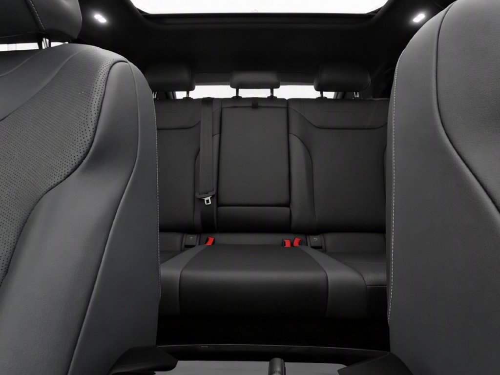 Certified 2023 Volkswagen ID.4 Pro S AWD/4WD image 28