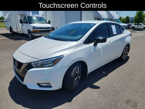 Used 2021 Nissan Versa SR w/ Convenience Package FWD image 3