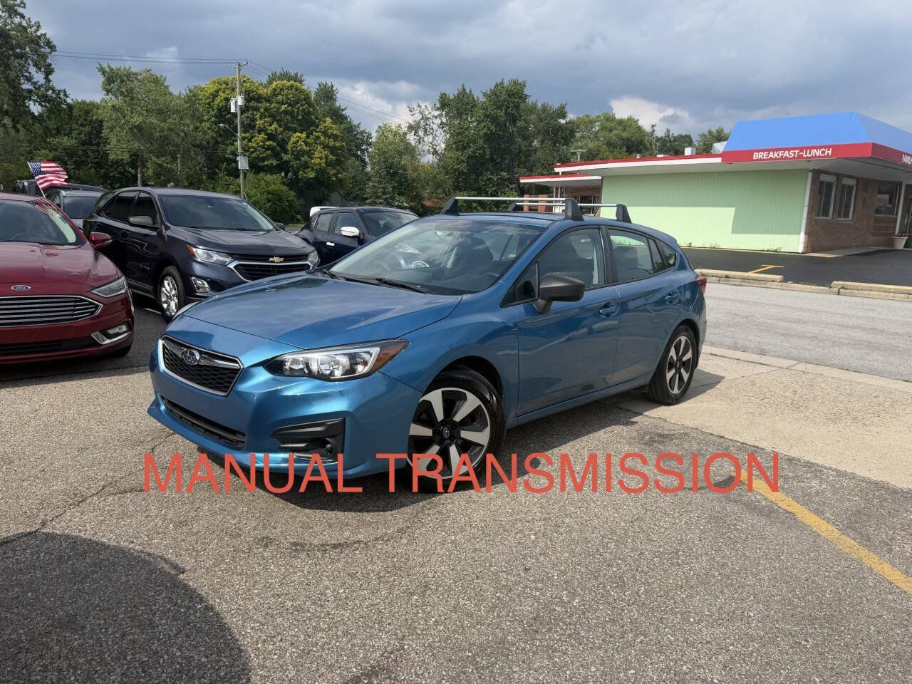 Used 2017 Subaru Impreza 2.0i AWD/4WD image 2
