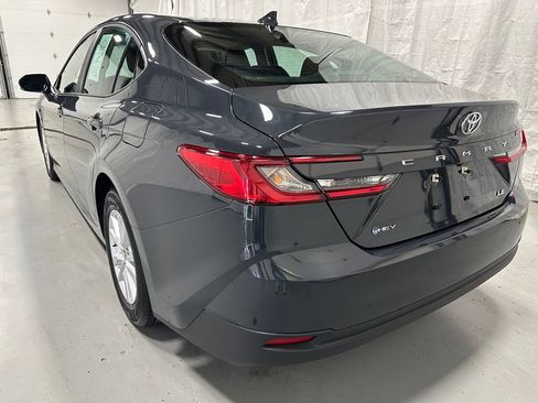 Used 2026 Toyota Camry LE FWD image 5