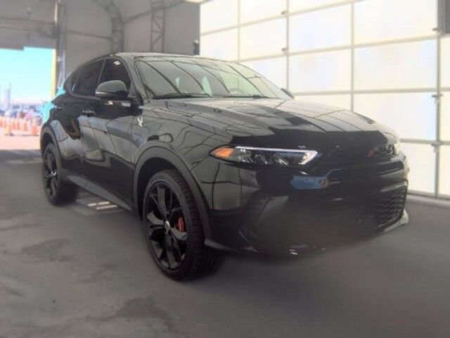 Used 2023 Dodge Hornet GT Plus w/ Track Pack AWD/4WD image 3
