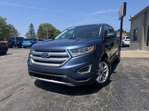 Used 2018 Ford Edge SEL w/ Equipment Group 201A AWD/4WD image 2