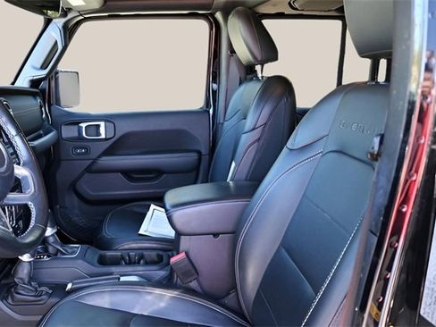 Used 2022 Jeep Gladiator Overland w/ Popular Equipment Package image 10