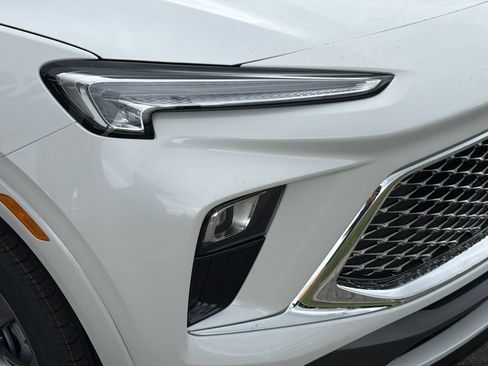 New 2026 Buick Encore GX Avenir w/ Avenir Technology Package AWD/4WD image 8