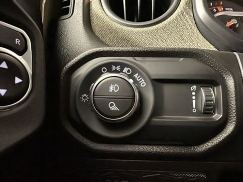 New 2026 Jeep Gladiator Sport AWD/4WD image 30
