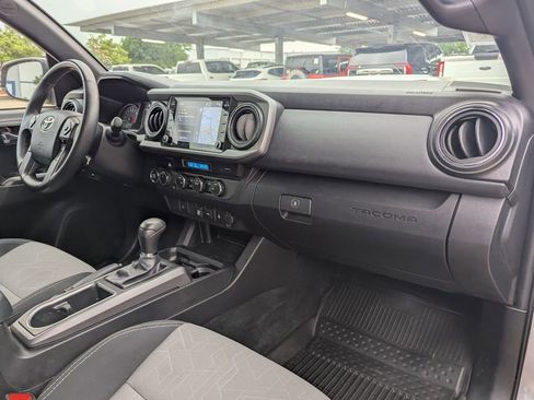 Used 2023 Toyota Tacoma TRD Sport AWD/4WD image 23