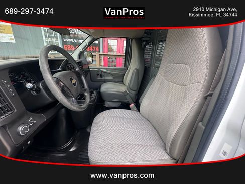 Used 2012 Chevrolet Express 3500 Extended image 9