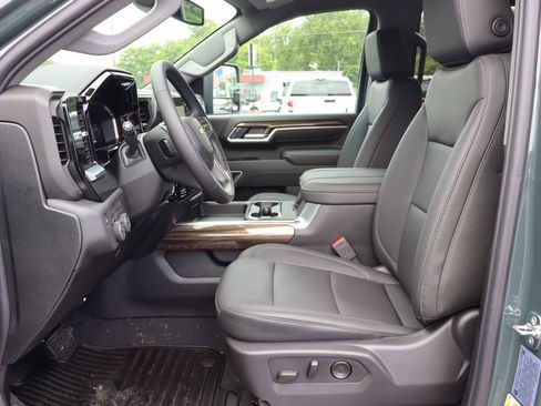 New 2026 Chevrolet Silverado 2500 LT w/ Safety Package AWD/4WD image 5