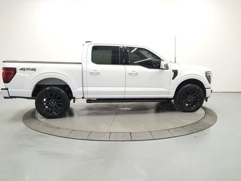 Used 2024 Ford F150 Lariat AWD/4WD image 8