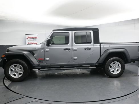 Used 2020 Jeep Gladiator Sport w/ Quick Order Package 24S AWD/4WD image 5