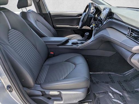 Used 2023 Toyota Camry SE FWD image 19