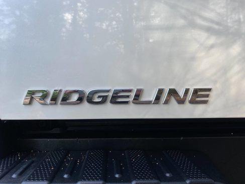 Used 2017 Honda Ridgeline RTL image 16