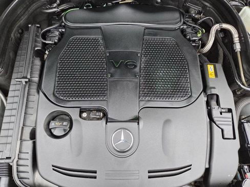 Used 2013 Mercedes-Benz C 300 4MATIC Sedan image 29