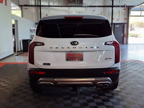 Used 2021 Kia Telluride S FWD image 5