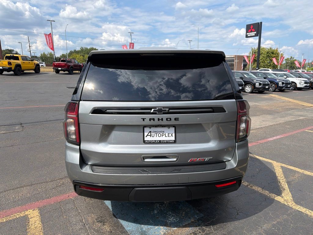 Used 2023 Chevrolet Tahoe RST w/ Luxury Package AWD/4WD image 7