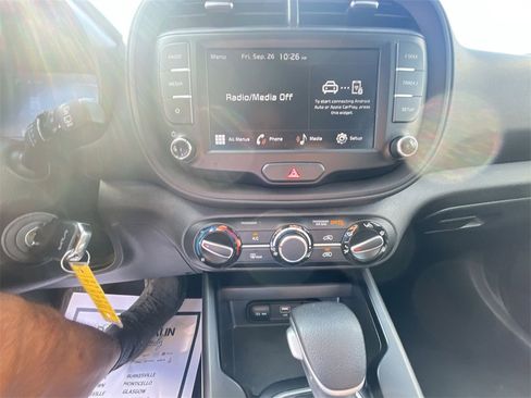 Used 2024 Kia Soul LX w/ Option Group 015 image 18