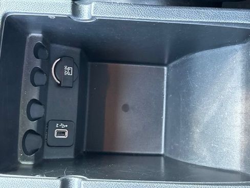 Used 2019 Jeep Cherokee High Altitude AWD/4WD image 59