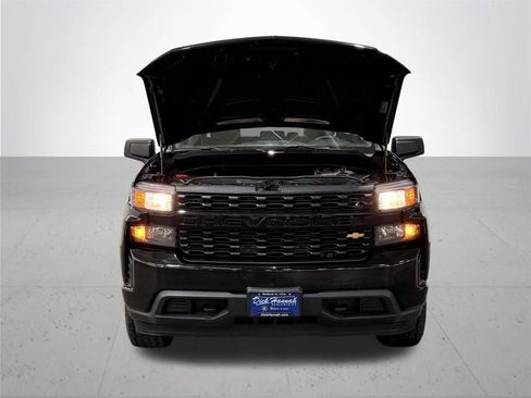 Used 2022 Chevrolet Silverado 1500 Custom AWD/4WD image 5