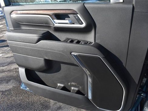 New 2026 Chevrolet Silverado 2500 LT image 33