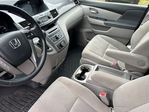 Used 2016 Honda Odyssey LX image 7