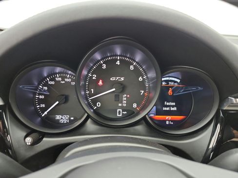 Used 2022 Porsche Macan GTS AWD/4WD image 10