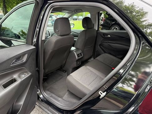 Used 2024 Chevrolet Equinox LT AWD/4WD image 5