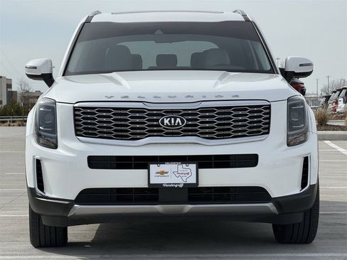 Used 2020 Kia Telluride S w/ S 8 Passenger Seating Package image 7
