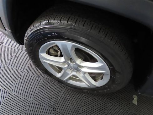 Used 2023 Jeep Compass Sport AWD/4WD image 6