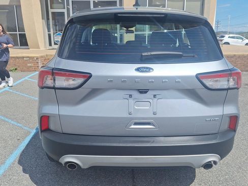 Used 2022 Ford Escape S AWD/4WD image 4