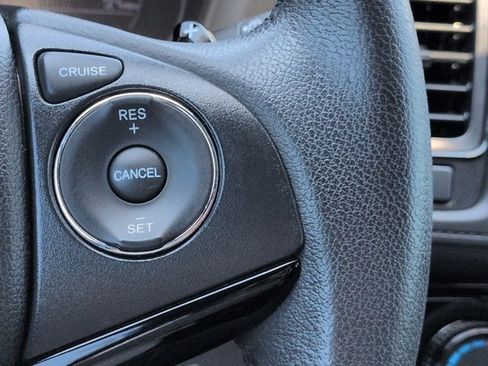 Used 2022 Honda HR-V Sport image 24