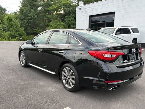Used 2017 Hyundai Sonata Limited w/ Tech Package 03 FWD image 5