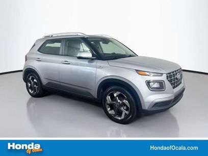 Used 2022 Hyundai Venue SEL w/ Cargo Package