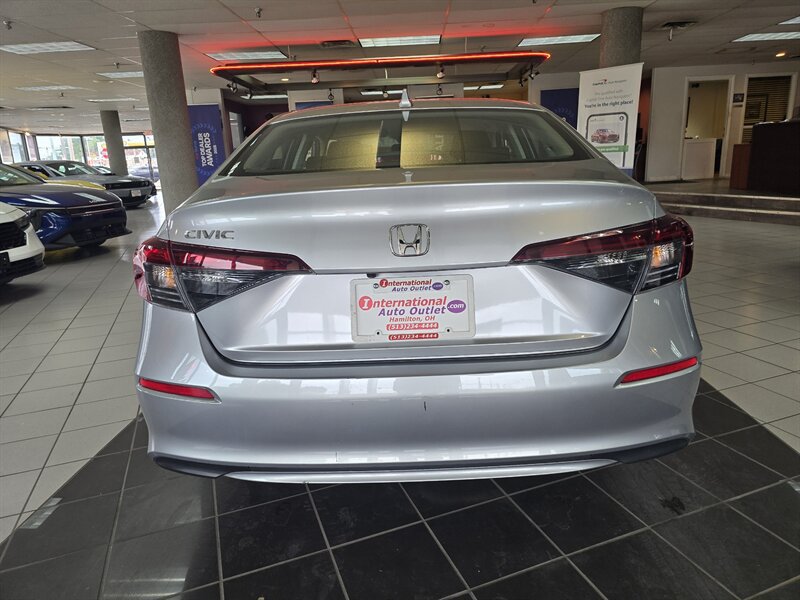 Used 2025 Honda Civic LX image 5