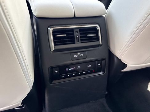 Certified 2024 MAZDA CX-90 Plug-In Hybrid w/ Premium Plus AWD/4WD image 19