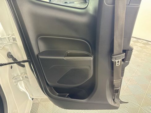 Used 2022 Chevrolet Colorado LT w/ Fleet Safety Package RWD image 22