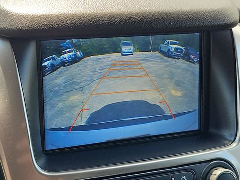 Used 2017 Chevrolet Suburban Premier AWD/4WD image 26