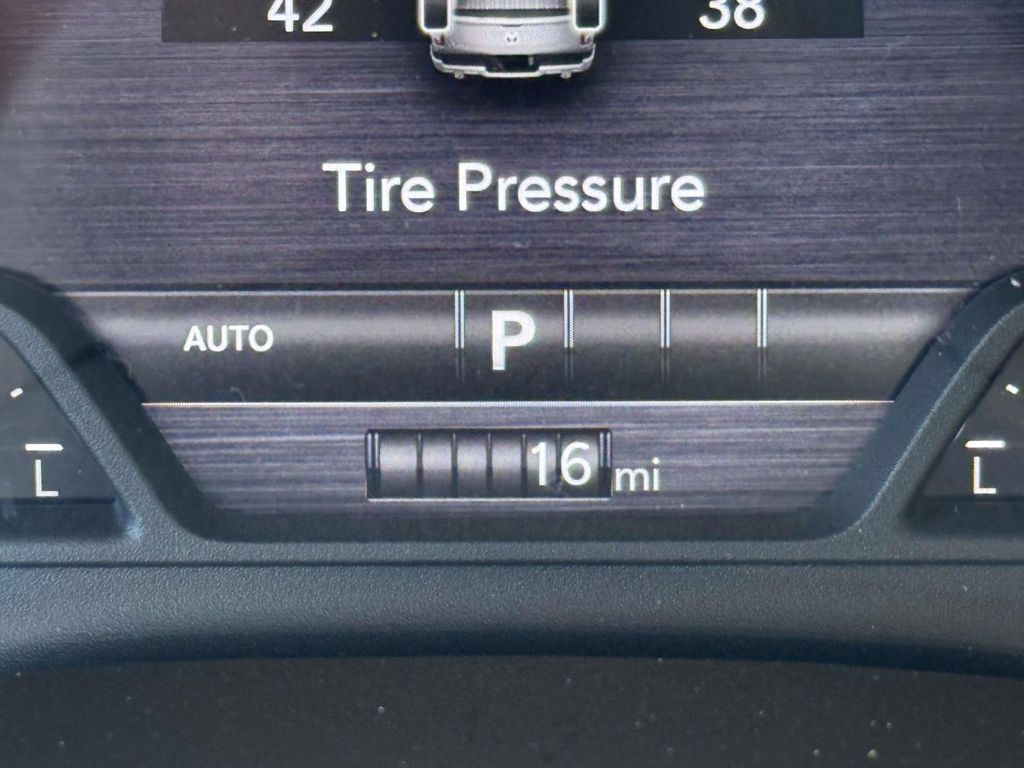 New 2027 RAM 1500 4x4 Crew Cab image 25