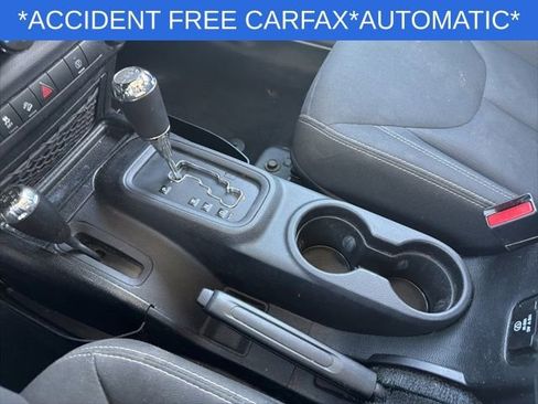 Used 2016 Jeep Wrangler Unlimited Sahara w/ Dual Top Group image 27