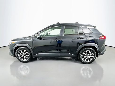 Certified 2025 Toyota Corolla Cross XLE w/ Convenience Package FWD image 8