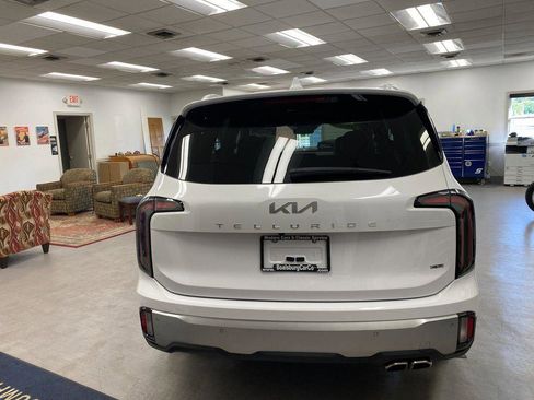 Used 2024 Kia Telluride SX image 5