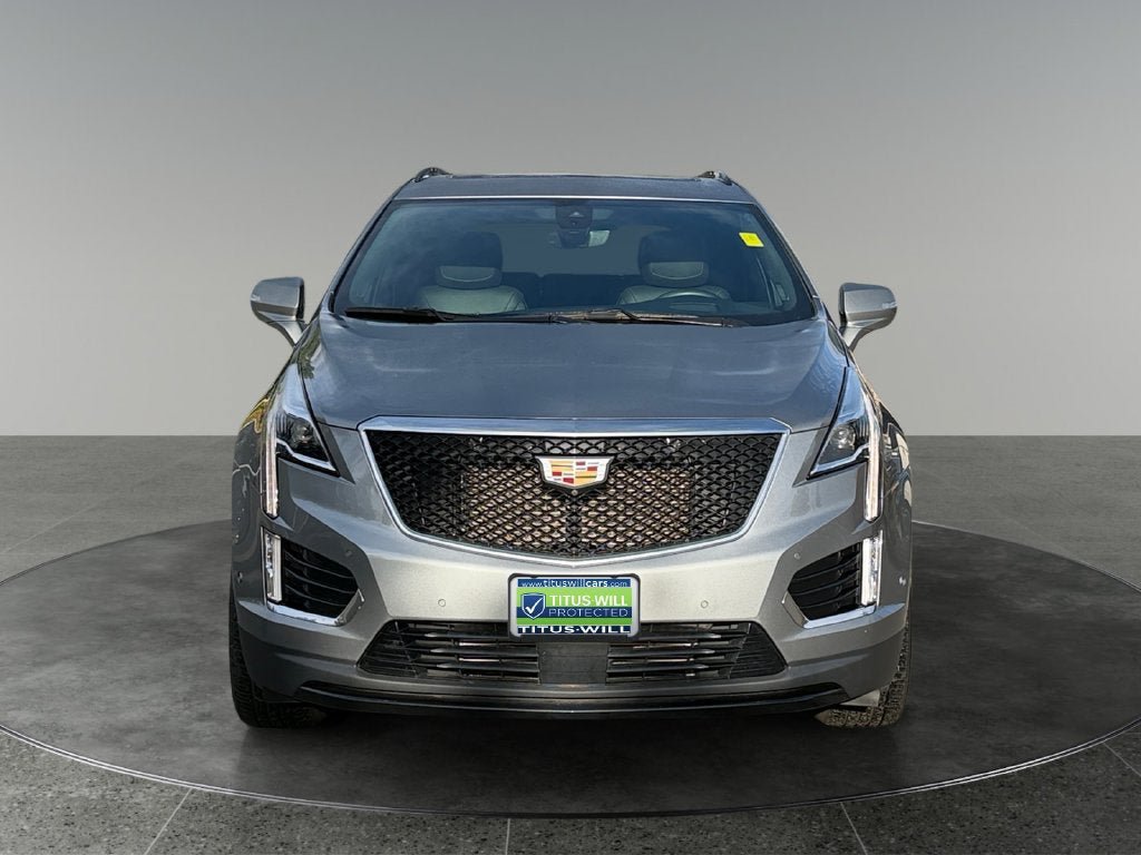Used 2023 Cadillac XT5 Sportv w/ Technology Package AWD/4WD image 2