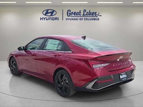 New 2026 Hyundai Elantra SEL Sport Premium FWD image 4