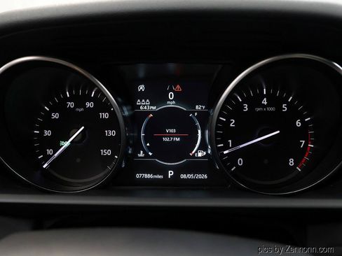 Used 2020 Land Rover Discovery SE AWD/4WD image 18