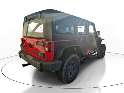Used 2011 Jeep Wrangler Unlimited Sport image 4