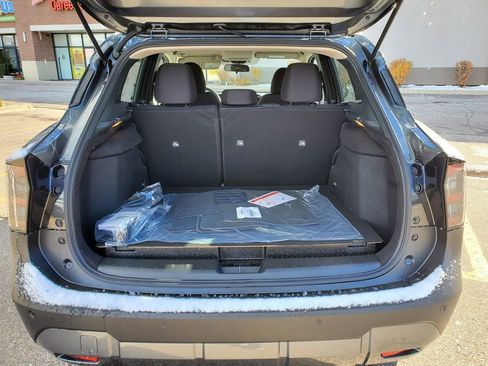 New 2026 Nissan Kicks SV image 9