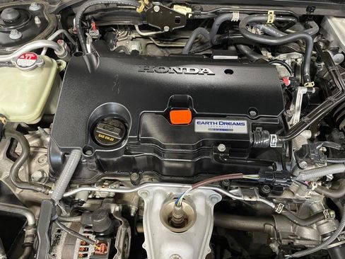 Used 2019 Honda Civic Sport image 29