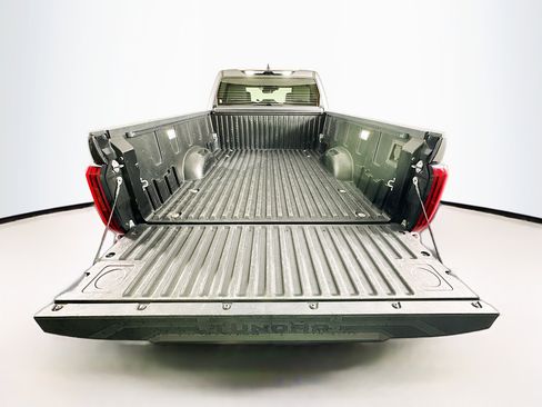 Used 2023 Toyota Tundra Limited image 31