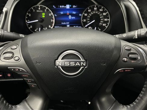 Used 2024 Nissan Murano SL image 16