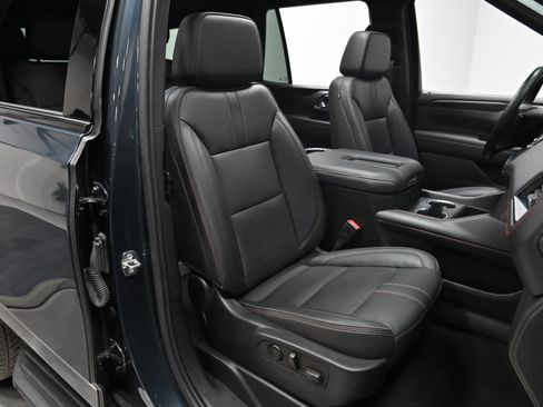 Used 2021 Chevrolet Tahoe RST image 31