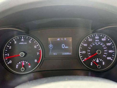 Used 2017 Kia Cadenza Technology FWD image 11